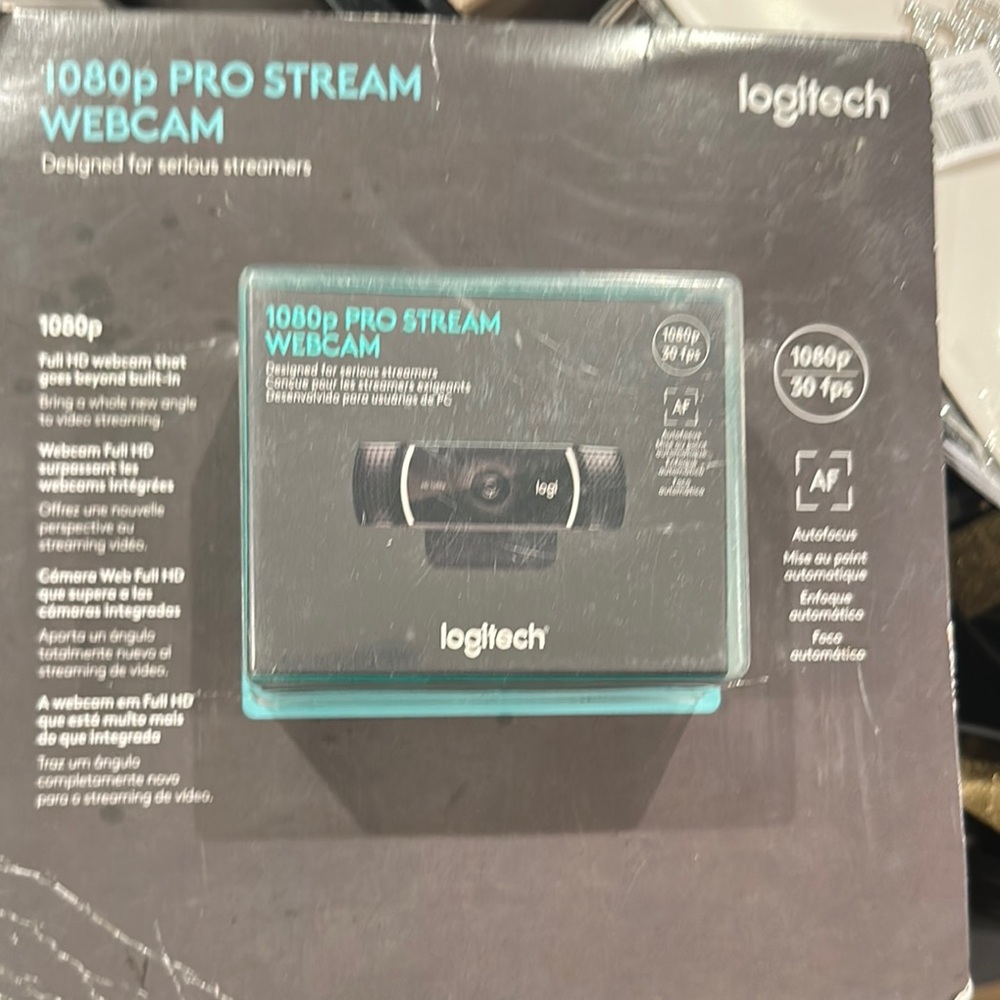 Logitech 1080p Pro Stream Webcam - Black and Gray